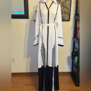 Chic Monochrome Long Sleeve Dress
